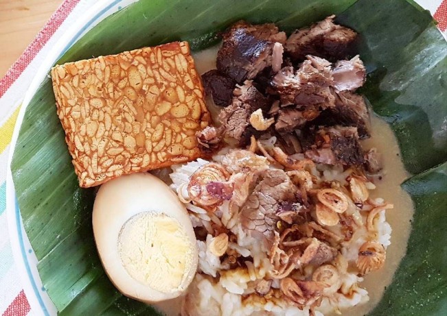 5 Makanan Khas Pati, Nasi Gandul hingga Petis Runting